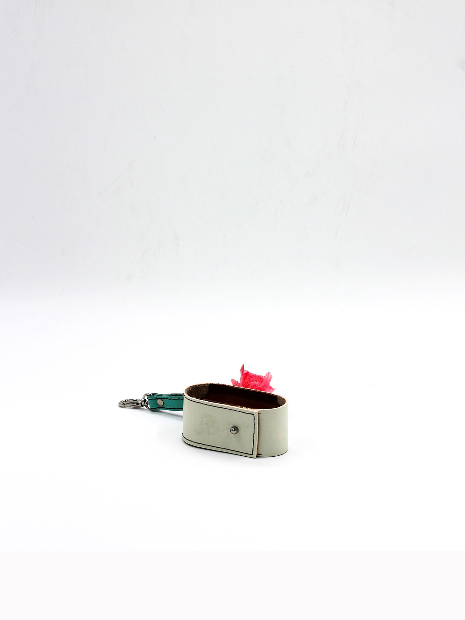ESM-001-producto-blanco-002
