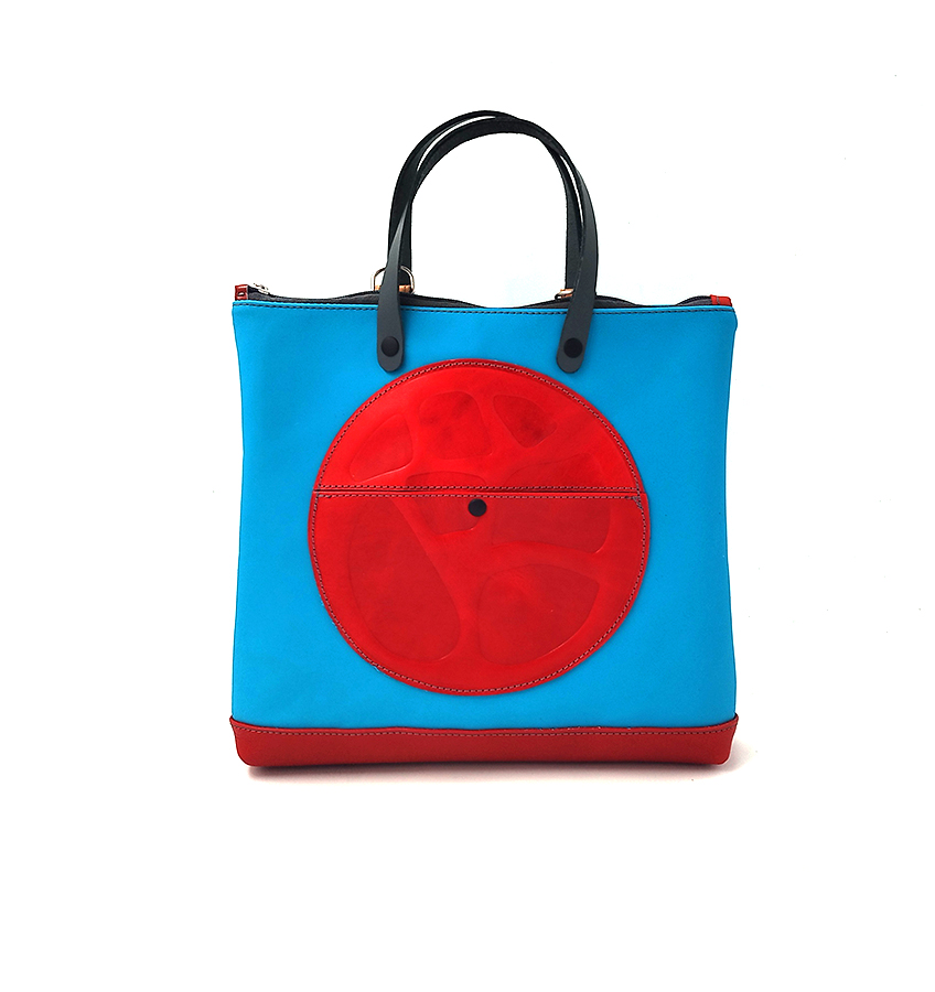 a-cuero-lento-productos-en-cuero-hechos-a-mano-mochila-a-cuero-lento-petite-azul